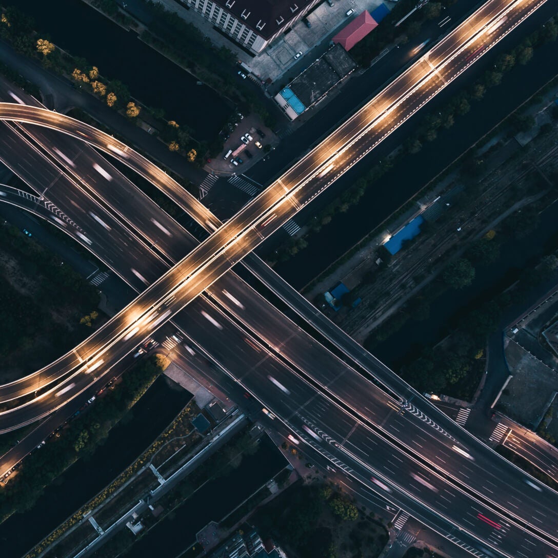  city roads at night 